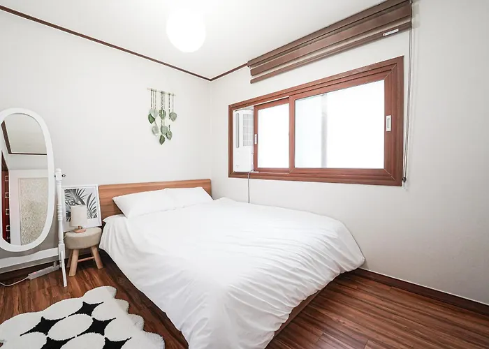 Traditional Korean Yeon Apartment Busan
