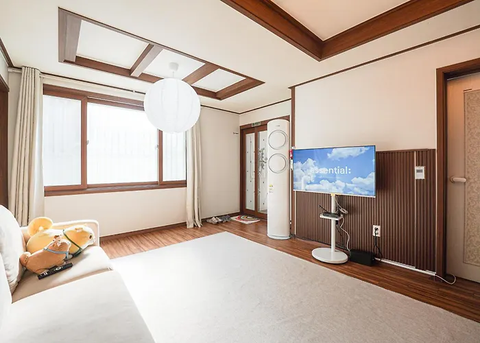 Apartment Traditional Korean Yeon